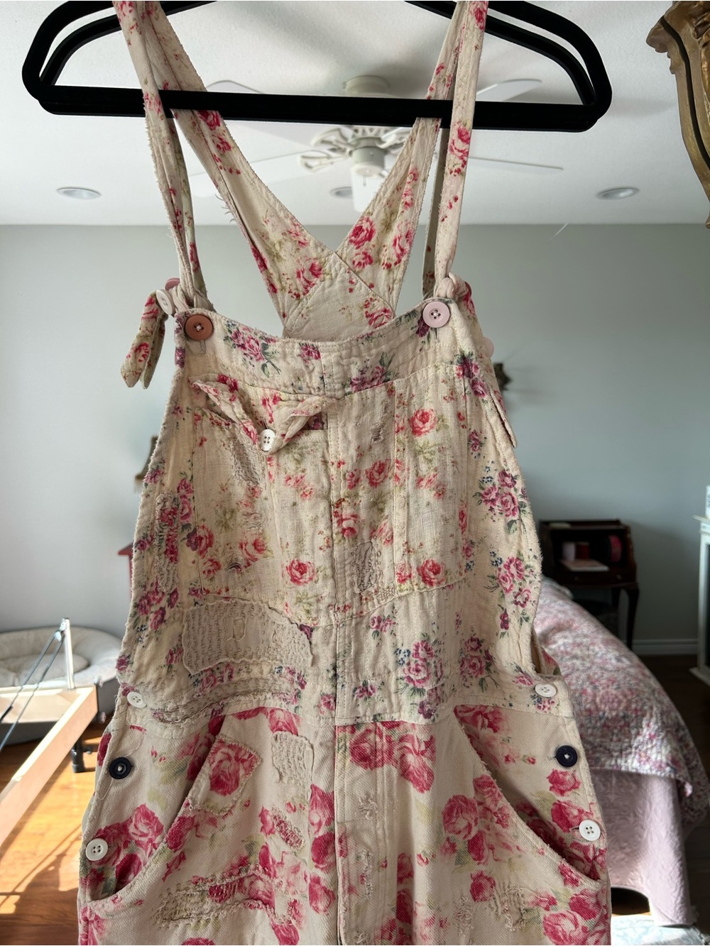 Magnolia Pearl Daphne Floral Overalls One Size - Picture 4 of 7
